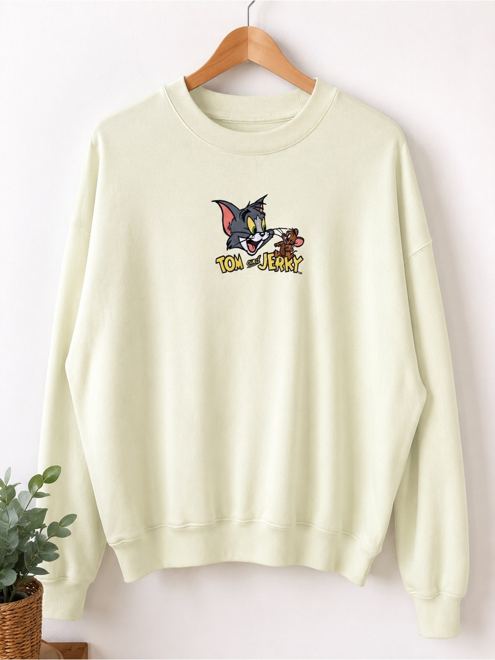 Hollister Tom & Jerry Graphic Crewneck - Cream